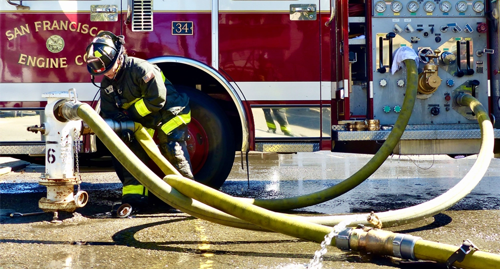 sffd fire engine with hoses- mobile